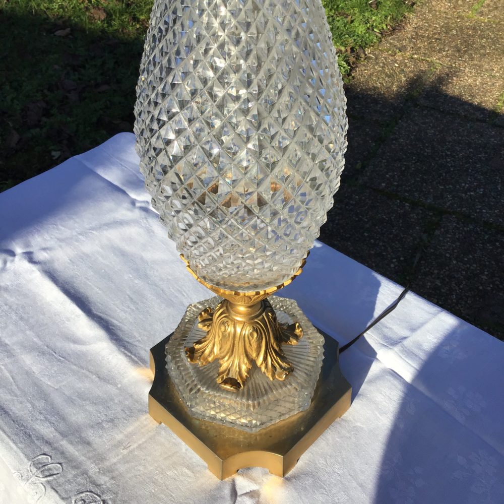 lampe-ancienne-verre-pointe-de-diamant-monture-verre-taillé-années-30-bronze-laiton-les-curiosites-d-emilie-4