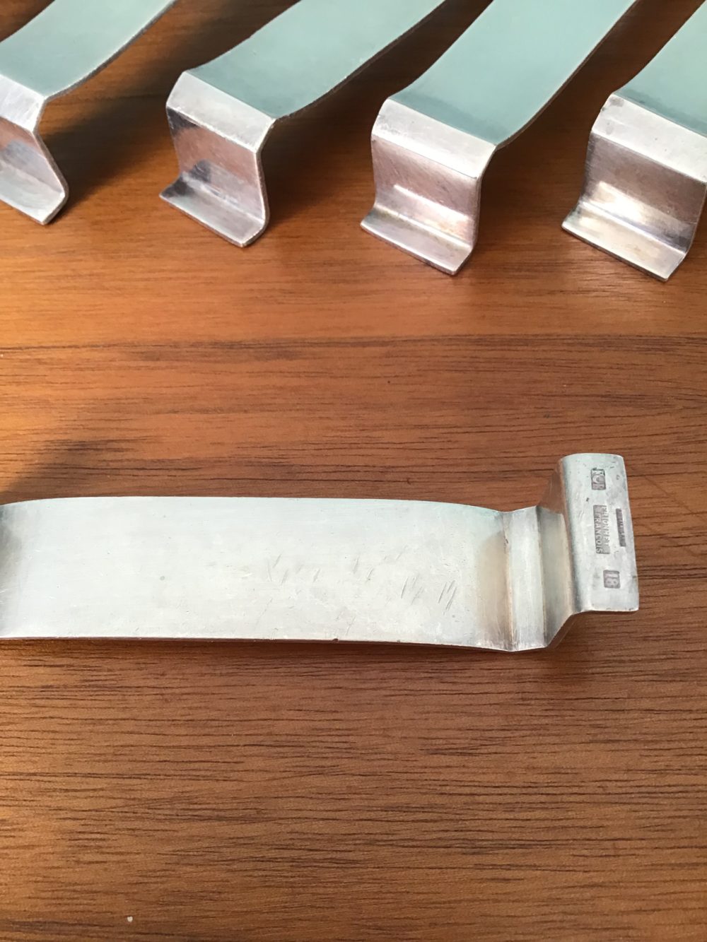 porte-couteaux-annes-70-françois-frionnet-metal-argente-les-curiosites-d-emilie-2